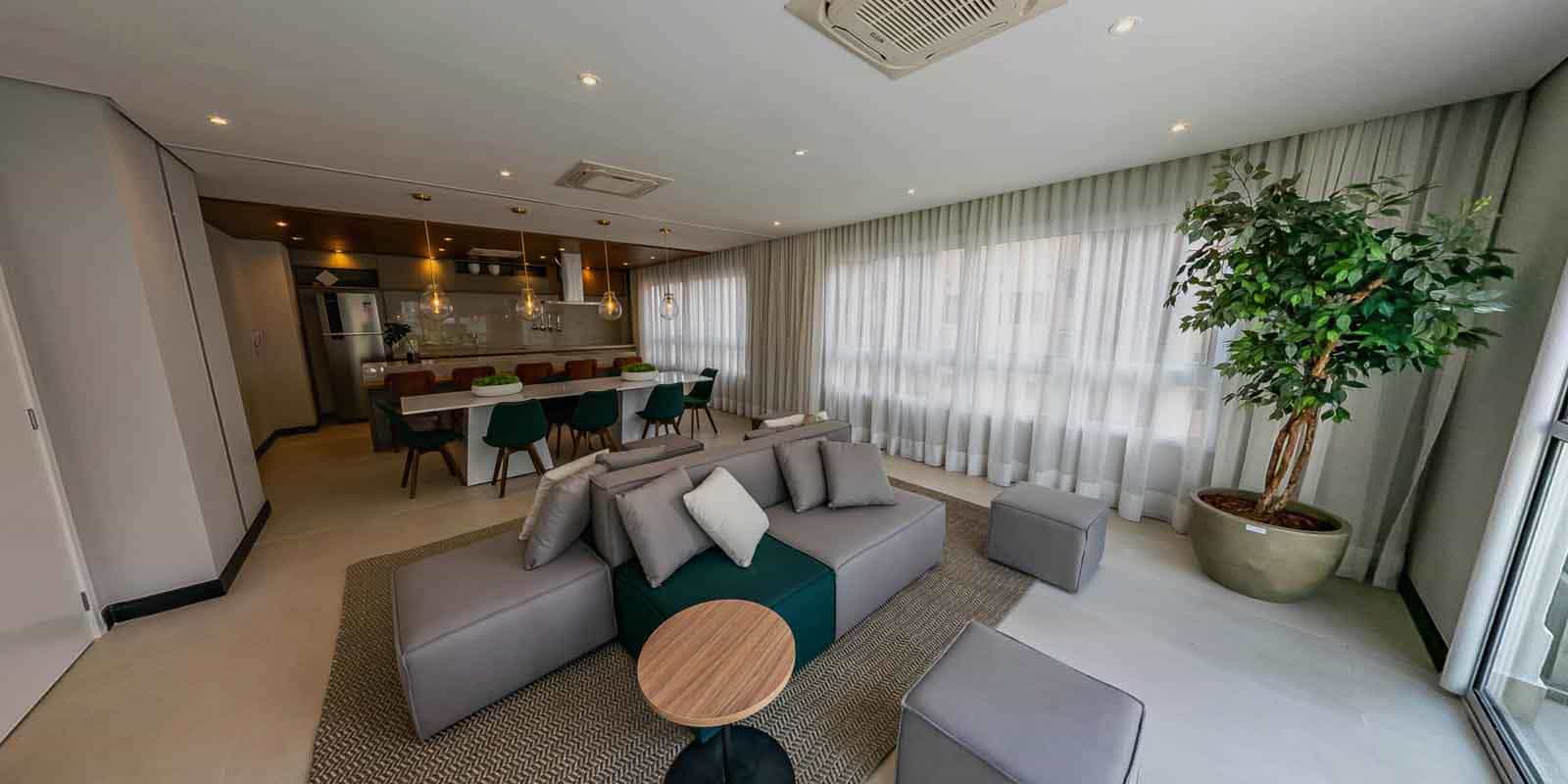 Mobi One Oscar Freire — Lounge Gourmet