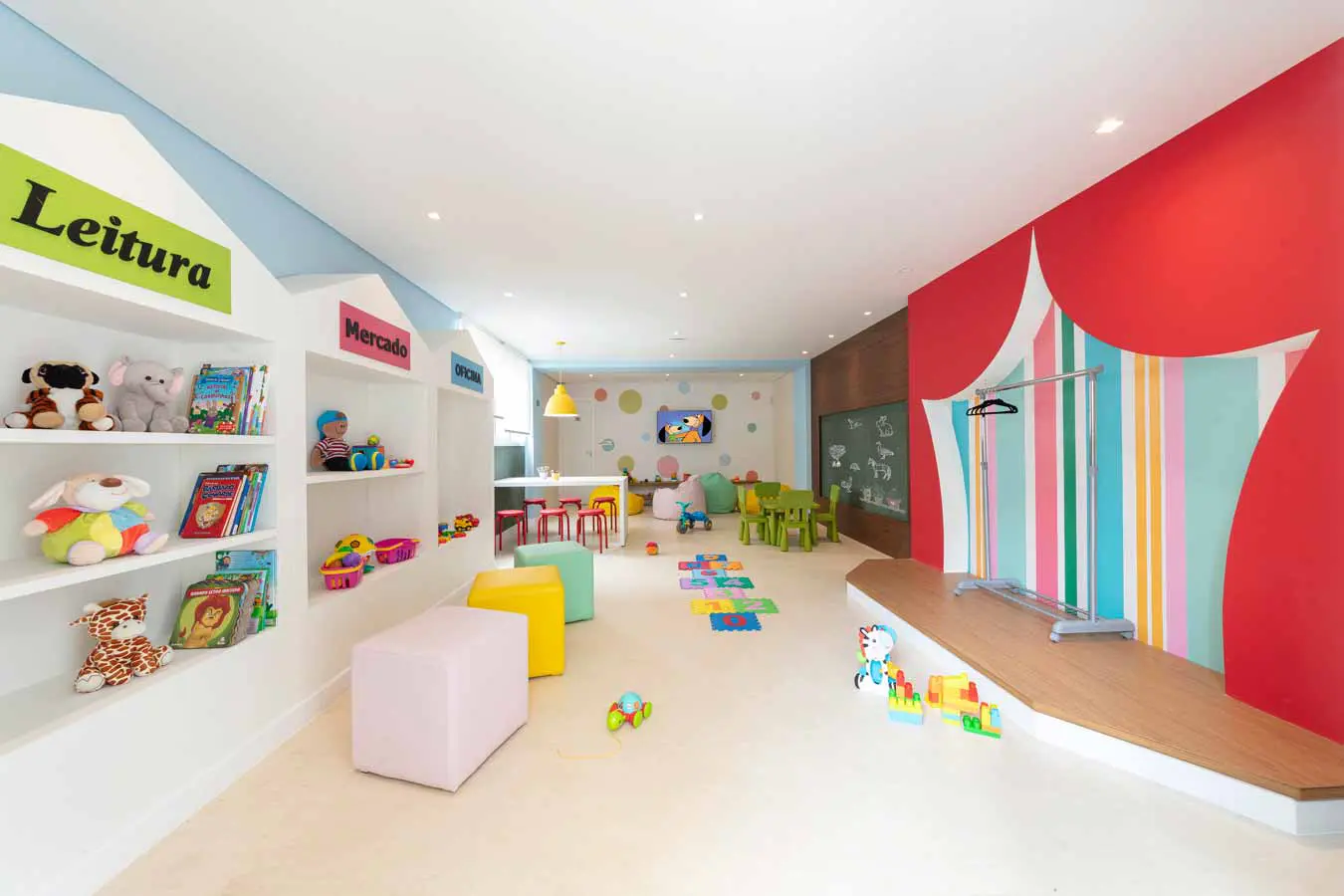 Top Club Plaza — Brinquetoca