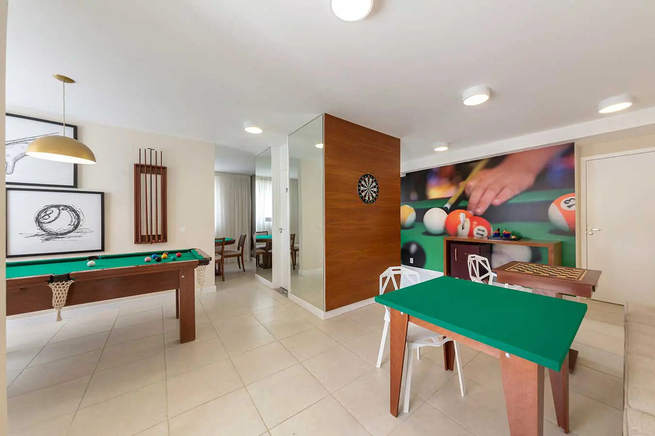 Top Club Plaza — Jogos Adulto